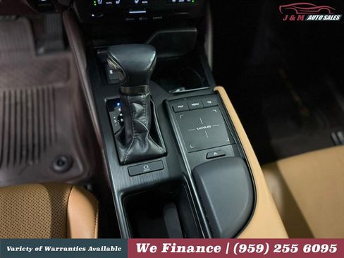 Used 2019 Lexus ES 350 w/ Premium Package FWD image 23