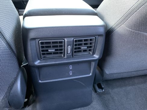 Used 2025 Toyota 4Runner SR5 AWD/4WD image 25