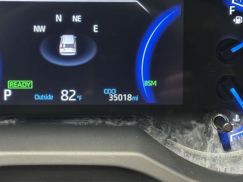 Used 2023 Toyota RAV4 SE w/ Convenience Package AWD/4WD image 17