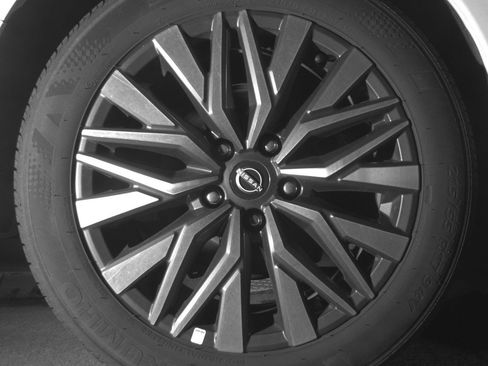 Used 2025 Nissan Altima 2.5 SV image 15