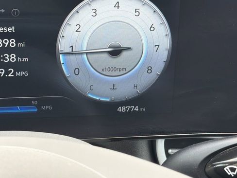 Certified 2024 Hyundai Elantra SEL FWD image 26