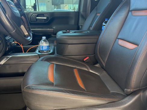 Used 2022 GMC Sierra 3500 AT4 w/ Gooseneck/5TH Wheel Package image 8