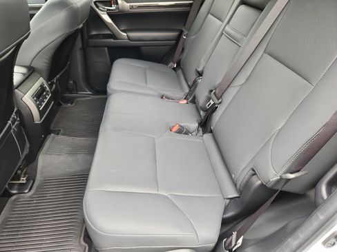 Used 2023 Lexus GX 460 Premium w/ Premium Package AWD/4WD image 17