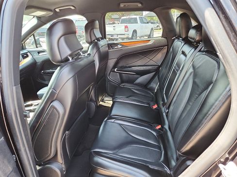 Used 2019 Lincoln MKC Select w/ Select Plus Package image 8