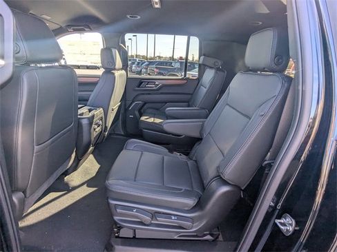 New 2026 GMC Yukon XL Denali image 14