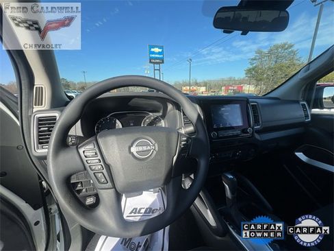 Used 2022 Nissan Frontier SV image 10