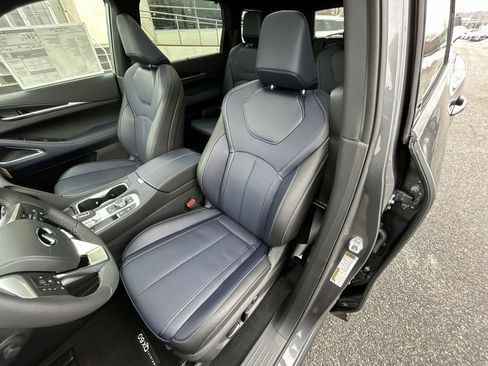 New 2026 INFINITI QX60 Sport w/ Dark Cargo Package image 11