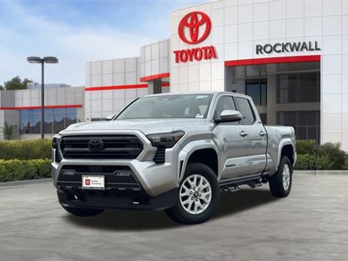 Certified 2025 Toyota Tacoma SR5 image 1