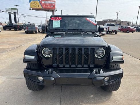 Used 2022 Jeep Gladiator Overland image 2