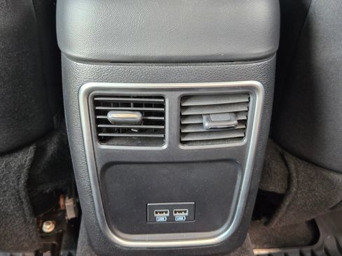 Used 2020 Chrysler 300 Touring w/ Sport Appearance Package RWD image 35