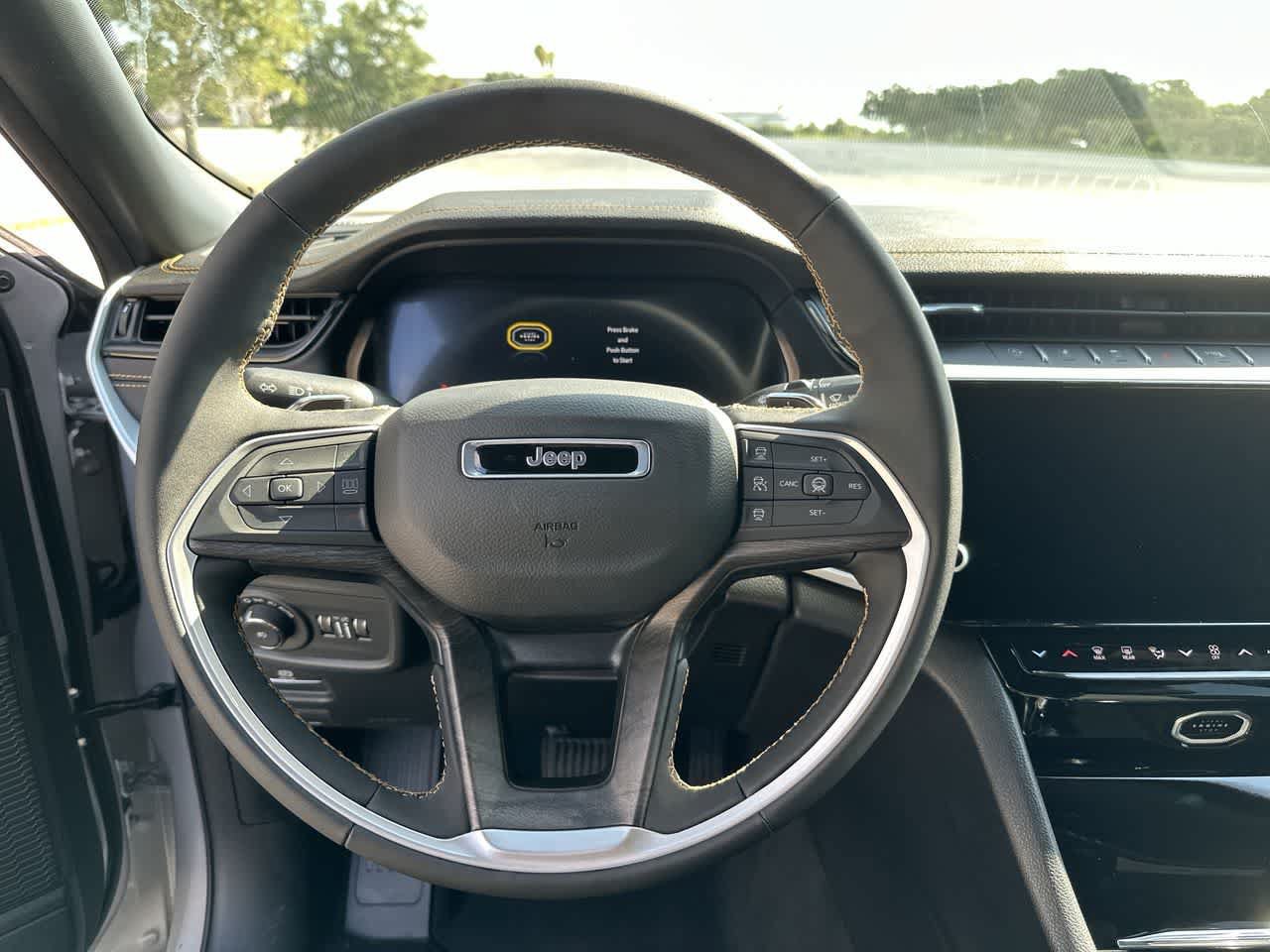 New 2026 Jeep Grand Cherokee Limited AWD/4WD image 25
