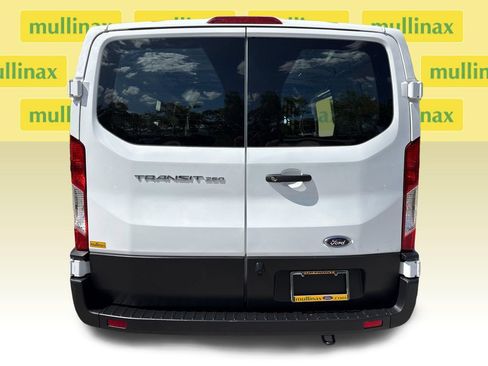 Certified 2025 Ford Transit 250 Low Roof w/ Exterior Upgrade Package RWD image 9