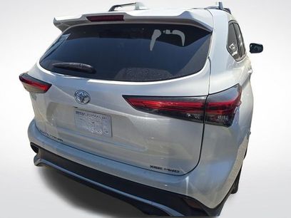 Used 2021 Toyota Highlander XSE