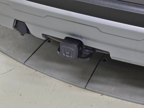 Used 2025 Honda Pilot Elite image 9
