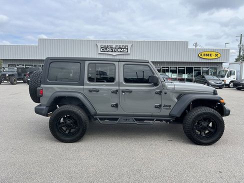 Used 2021 Jeep Wrangler Unlimited Sport image 2