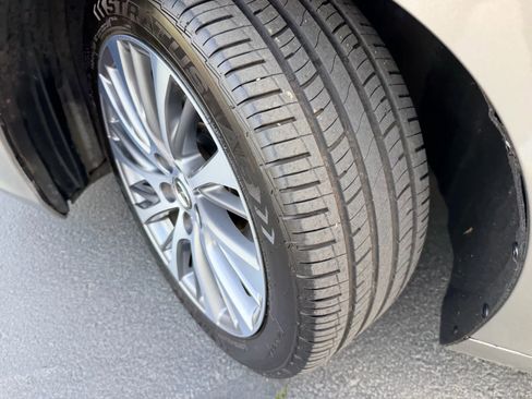 Used 2021 Lexus ES 250 w/ Premium Package image 14