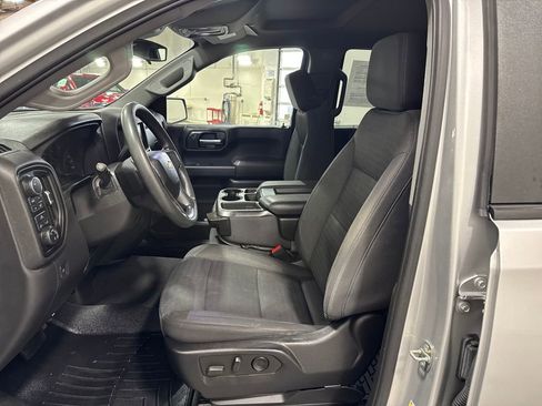 Certified 2022 Chevrolet Silverado 1500 Custom image 11