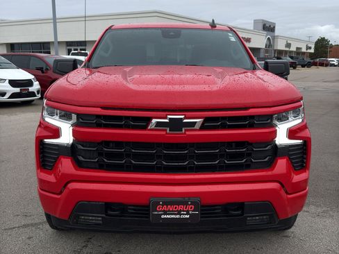 Used 2023 Chevrolet Silverado 1500 RST image 3