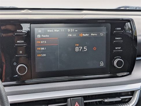 Used 2021 Kia K5 LXS image 26