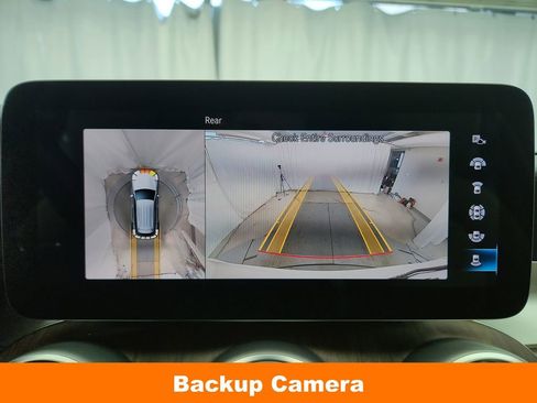 Used 2022 Mercedes-Benz GLC 300 4MATIC image 16