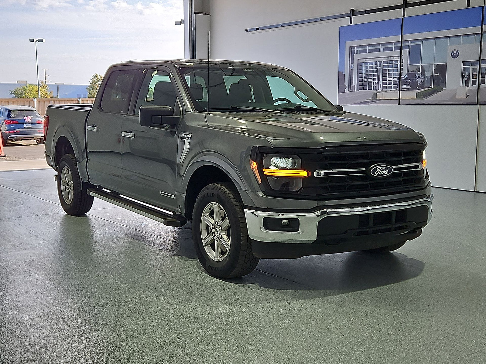 Used 2025 Ford F150 XLT w/ Equipment Group 301A Standard AWD/4WD image 2
