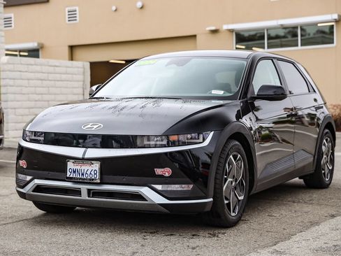 Used 2024 Hyundai Ioniq 5 SEL RWD image 3