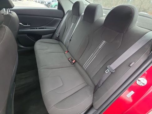 Used 2024 Hyundai Elantra SEL FWD image 22