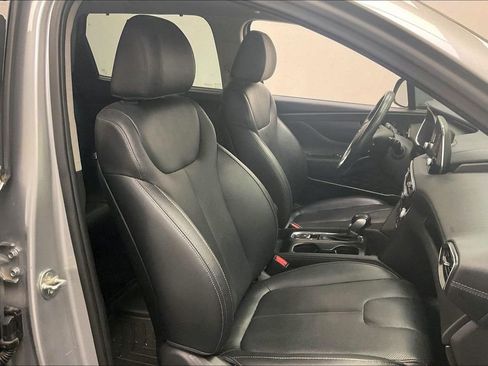 Used 2020 Hyundai Santa Fe Limited image 6