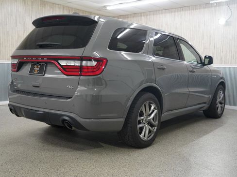 Used 2022 Dodge Durango R/T w/ Tow 'N Go Package AWD/4WD image 10