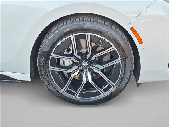 Certified 2025 BMW i7 xDrive60 AWD/4WD image 26
