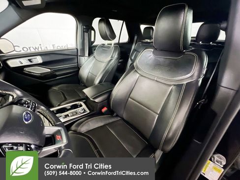 Used 2021 Ford Explorer ST w/ ST Street Pack image 27