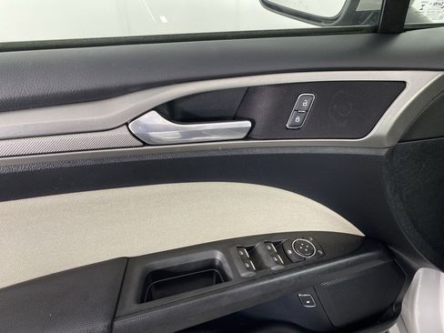 Used 2018 Ford Fusion S image 14