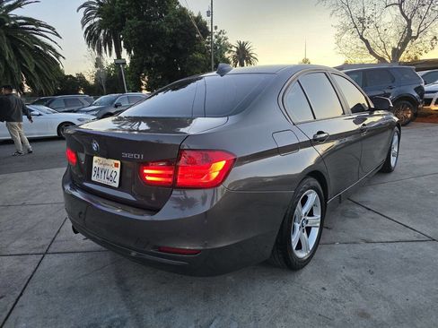 Used 2015 BMW 320i Sedan w/ Driver Assistance Package image 8