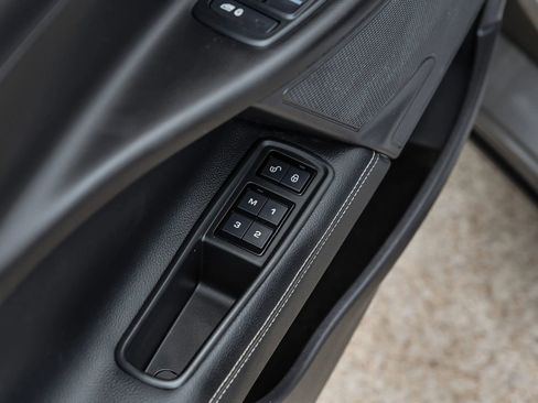 Used 2019 Jaguar XE S RWD image 55