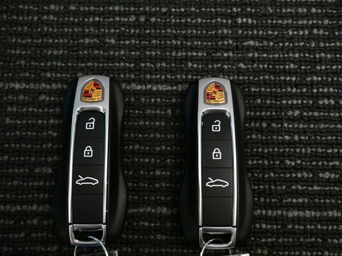 Used 2026 Porsche 911 Carrera T image 33