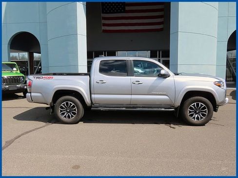 Used 2023 Toyota Tacoma TRD Sport AWD/4WD image 1