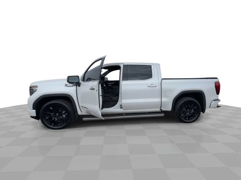 Certified 2024 GMC Sierra 1500 Denali AWD/4WD image 5