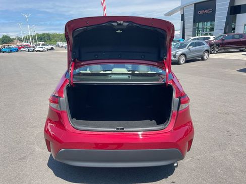 Used 2025 Toyota Corolla LE image 25