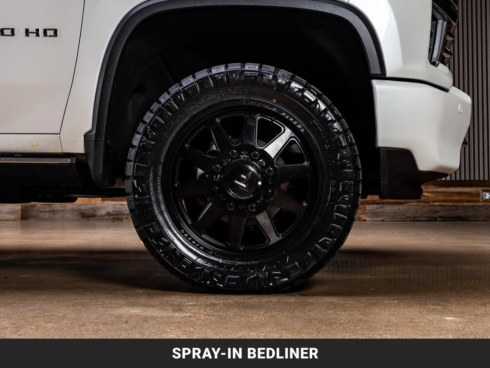 Used 2023 Chevrolet Silverado 3500 High Country AWD/4WD image 12