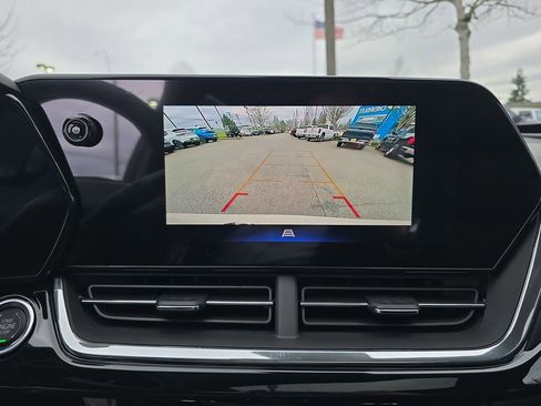 New 2026 Chevrolet Trax RS w/ Sunroof Package image 14