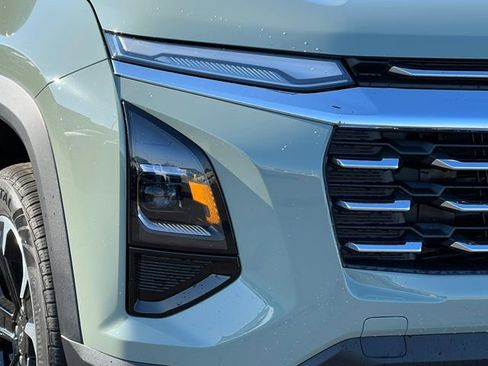 New 2026 Chevrolet Equinox LT w/ Convenience Package II image 34