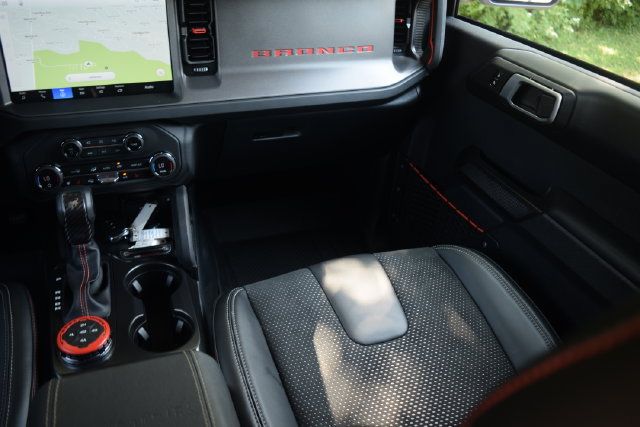 Used 2026 Ford Bronco Raptor w/ Interior Carbon Fiber Pack AWD/4WD image 13