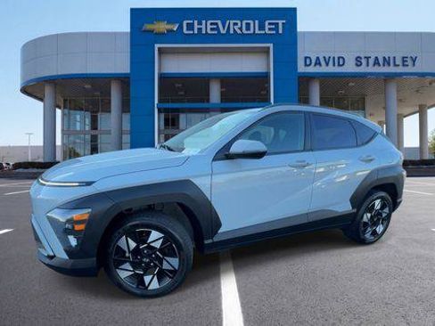 Used 2024 Hyundai Kona SEL AWD/4WD image 4