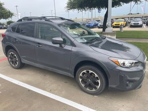 Used 2021 Subaru Crosstrek 2.0i Premium AWD/4WD image 1