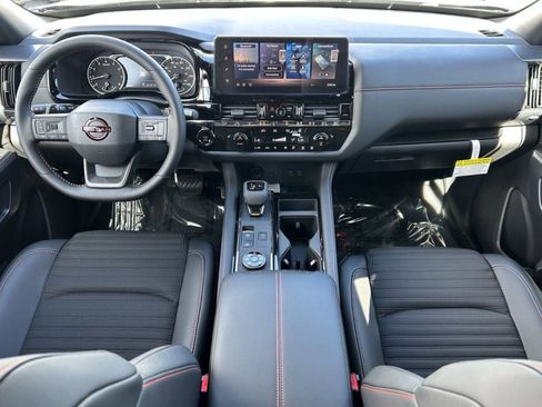 New 2026 Nissan Pathfinder Rock Creek w/ Rock Creek Premium Package AWD/4WD image 18