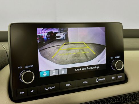 Used 2024 Honda HR-V LX image 13