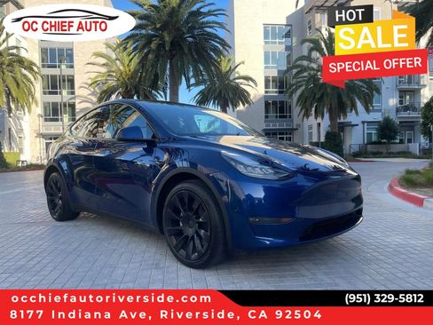 Used 2023 Tesla Model Y 2WD image 1