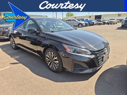 Used 2023 Nissan Altima 2.5 SV