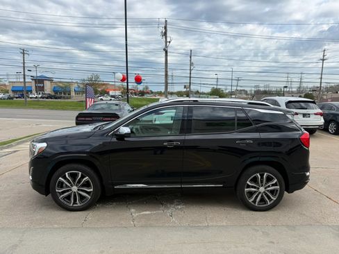 Used 2018 GMC Terrain Denali w/ Advanced Safety Package AWD/4WD image 7