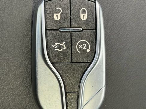 Used 2024 Maserati Levante GT Ultima AWD/4WD image 28